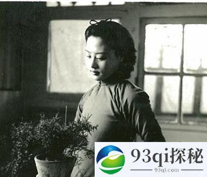 另类的茶馆，忙碌的女接线员！1939年日本人拍的北平女人