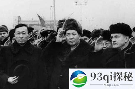 毛泽东首次访问苏联为何事拍桌骂人