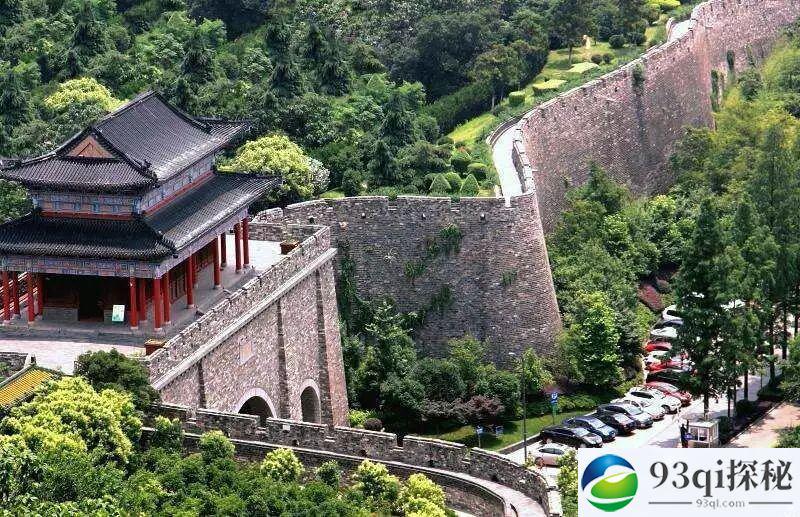 南京城墙六百五十年不倒，朱元璋是怎么做到的？