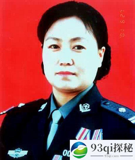 河南“神女警察”任长霞 首位女警察局长 为何意外身亡