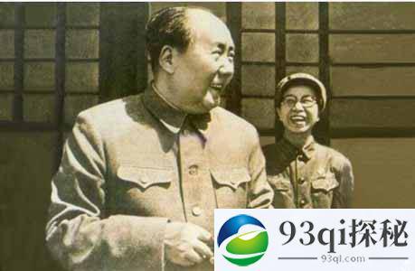 毛泽东的“君且去，休回顾”究竟为谁？