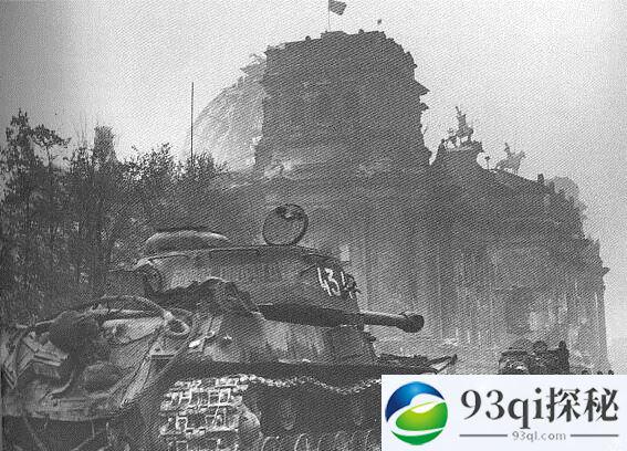 火力兵力都超过德军，苏军强攻柏林为何还伤亡30多万人