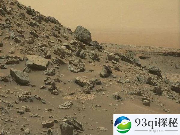 NASA发布最清晰的好奇号火星照片