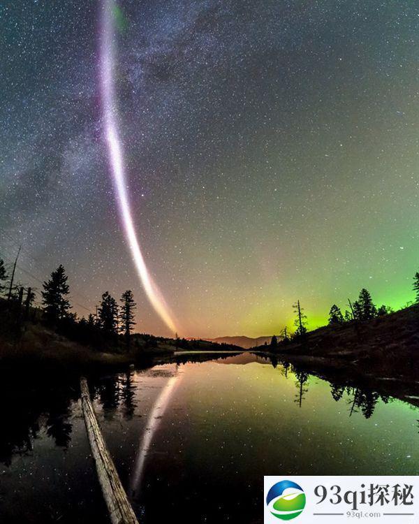 摄影师拍到罕见极光 被科学家认定为新型天文现象