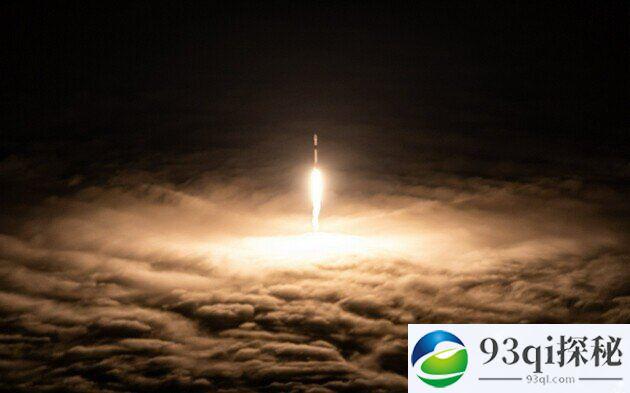 SpaceX的猎鹰9号火箭成功将51颗卫星送入预定轨道