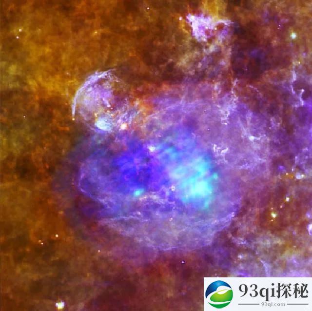 科学家在银河系发现一片诡异的分子云，或是流浪黑洞在作祟