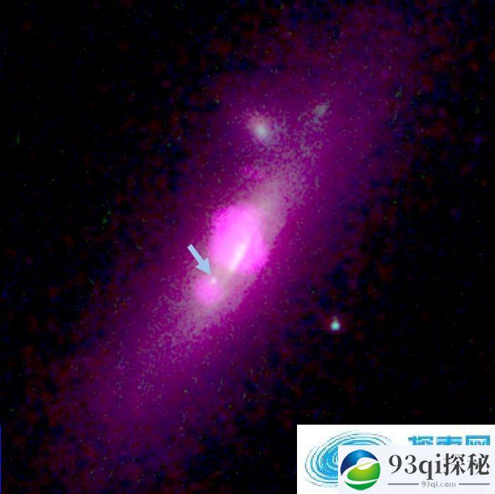 双黑洞星系SDSS J1126+2944中一个黑洞“饿得瘦骨嶙峋”