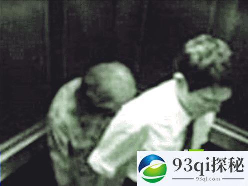上海电梯灵异事件：青年被鬼魂尾随诡异一幕