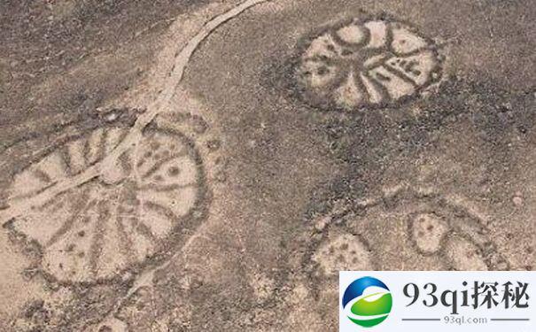 中东发现2000个神秘石轮图案